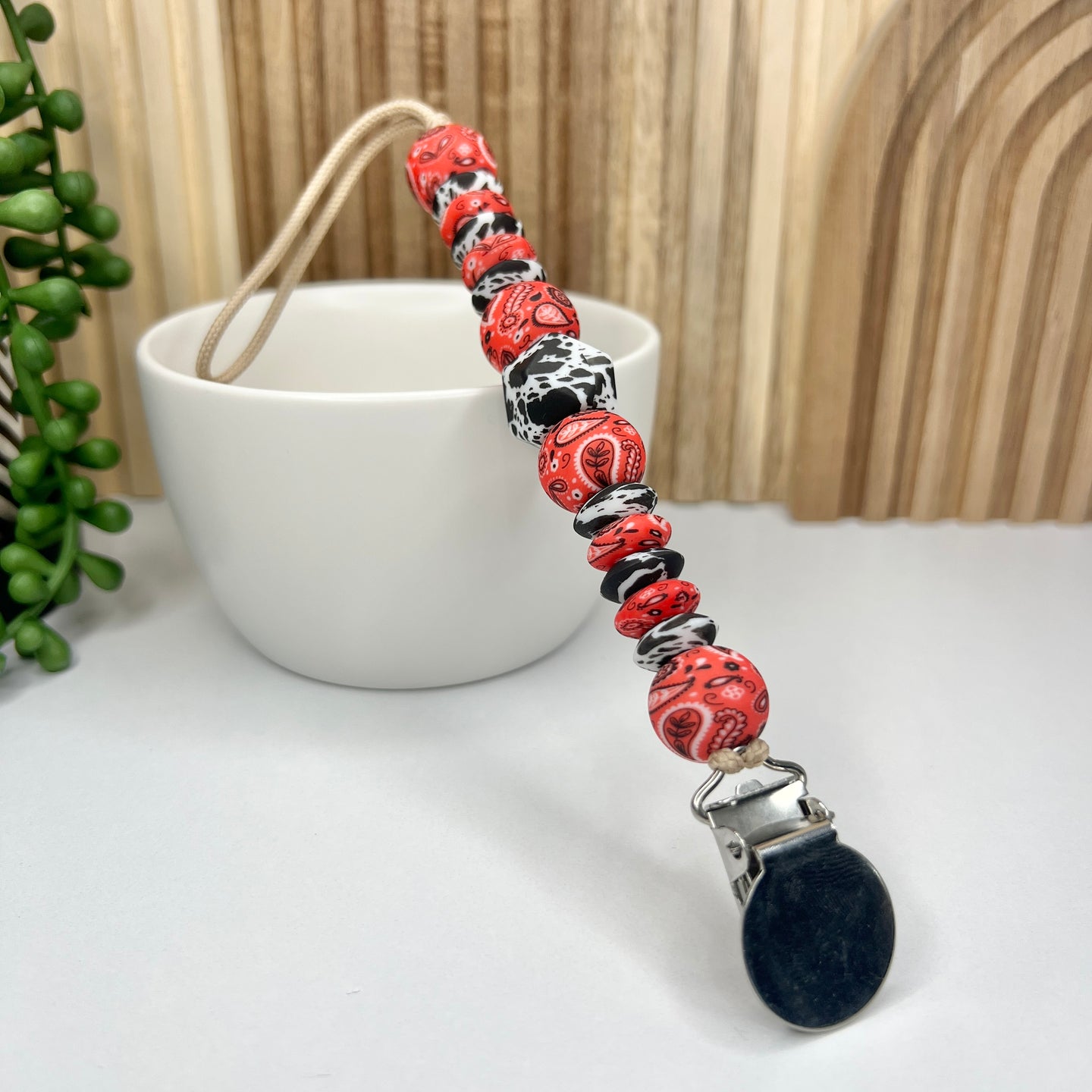 Cowhide & Hanki Pacifier Clip